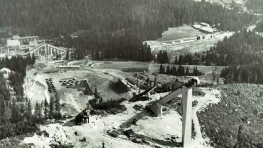 Výstavba skokanského mostíku na Štrbskom Plese (1968)